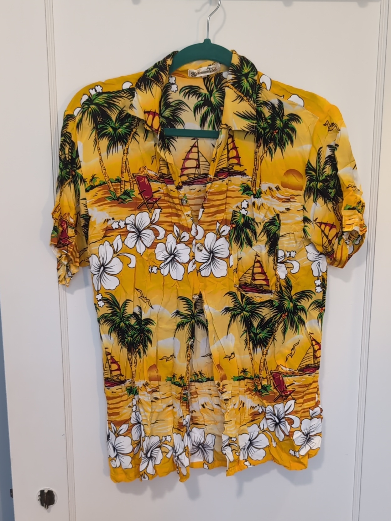Vintage Shoreline Yellow Palm & Sailboat Hawaiian Camp Shirt